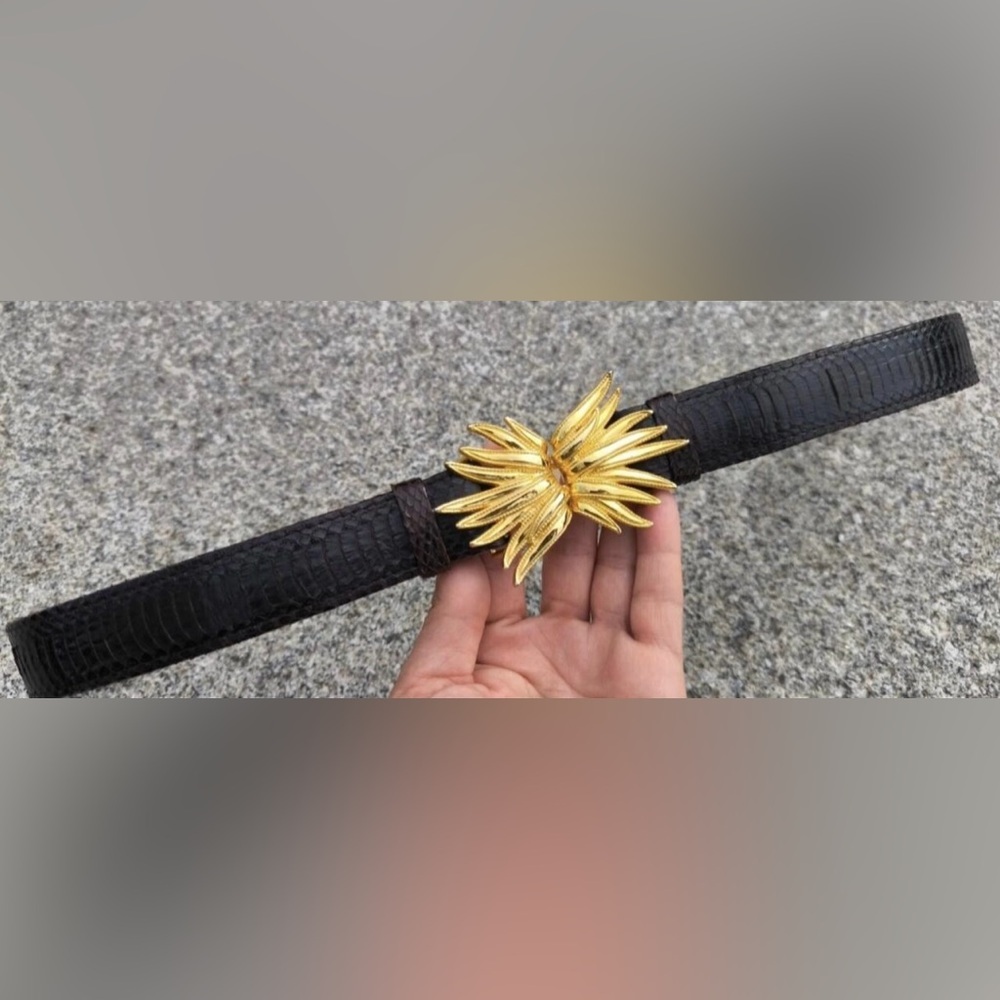 Vintage Women’s Gold Tone Leaves Buckle with Genuine Dark Brown Snake Skin Belt - Picture 11 of 16